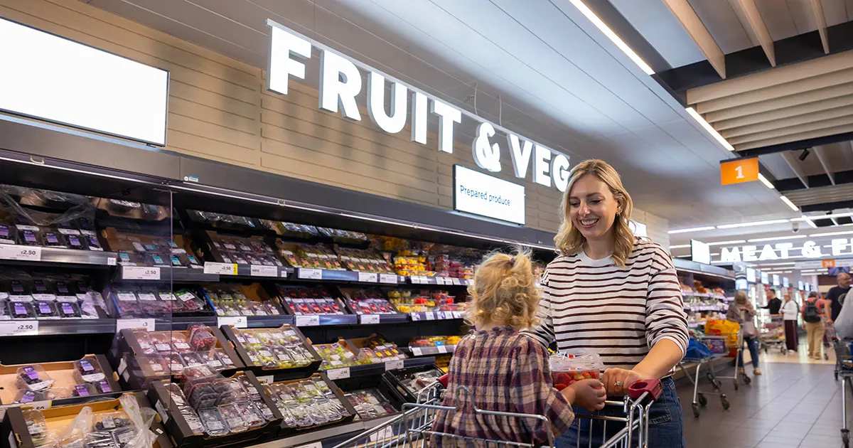 Sainsbury’s to offer £3 weekly Healthy Start top-up for six weeks